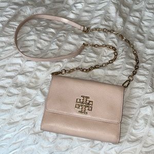 Light Pink Tory Burch crossbody with gold accents
